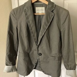 Banana Republic Cropped Blazer. Light Gray. Size 0.